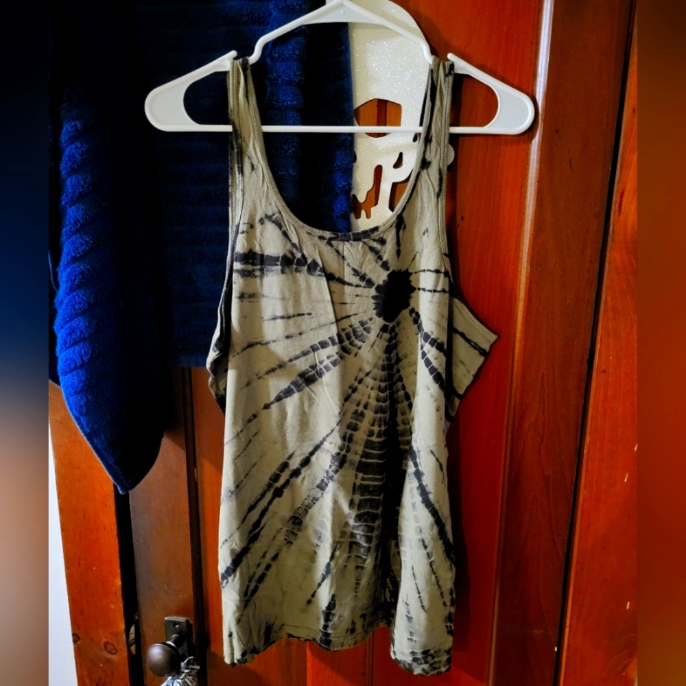 Stranded tie dye tank top, women's xxl.